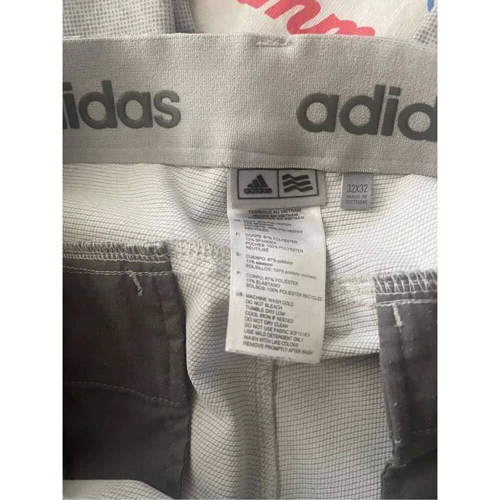 Adidas Men's Beige Check Pattern Relaxed Golf Khaki Pants Size 32 X 32